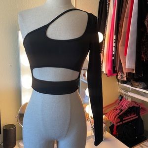 SHEIN Black One Shoulder Crop Top Size Small